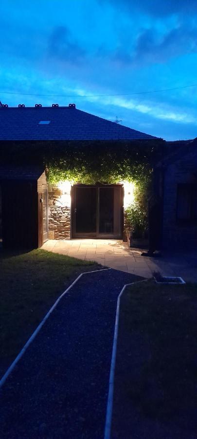 Wisteria Barn, Trewethen, St Teath, Nr Port Isaac Villa Saint Teath Exterior photo